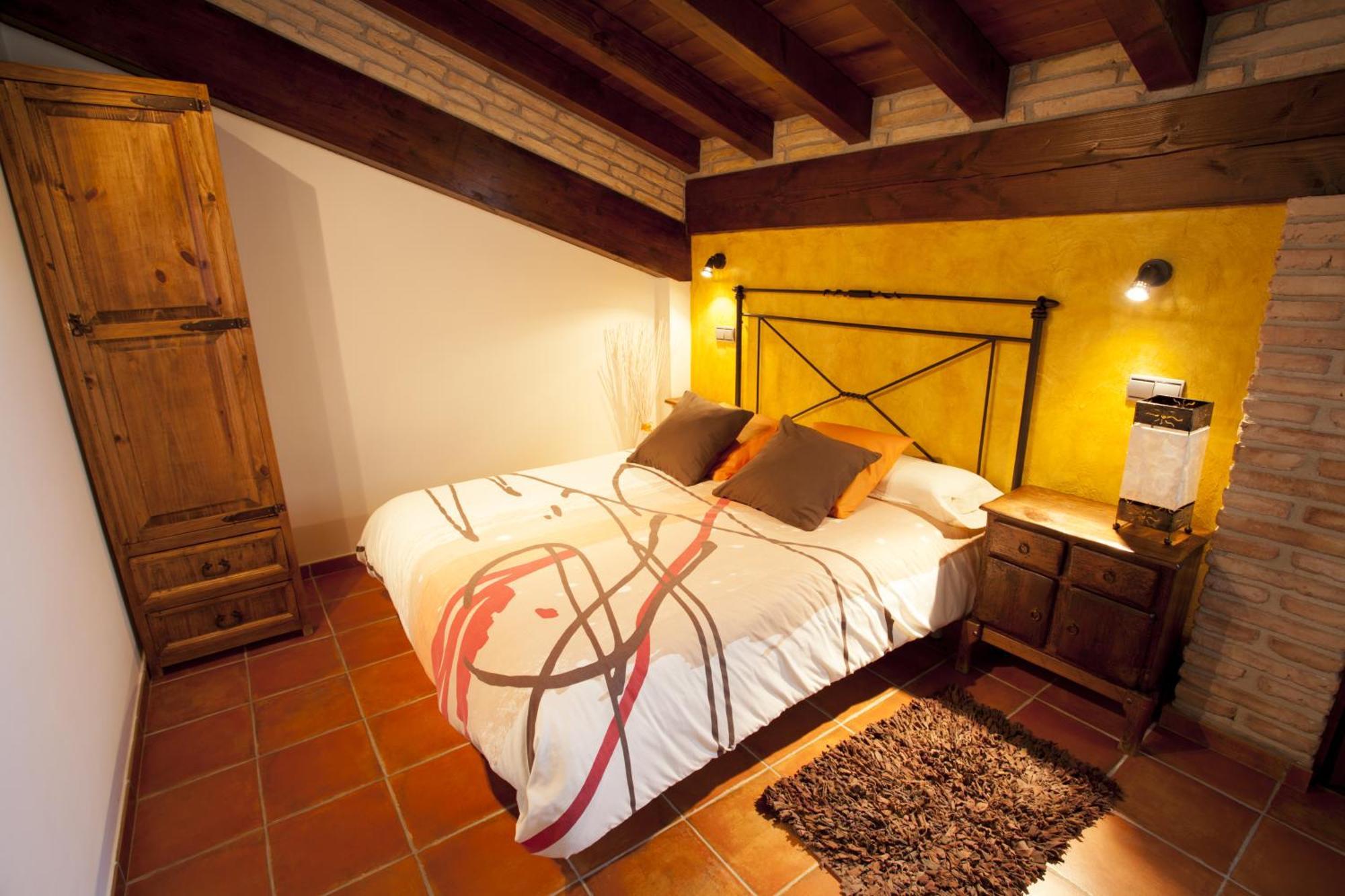 Casa Rural Urederra 1 Y 2, En Baquedano, Donde Inicia La Ruta Del Nacedero Del Urederra Exterior photo